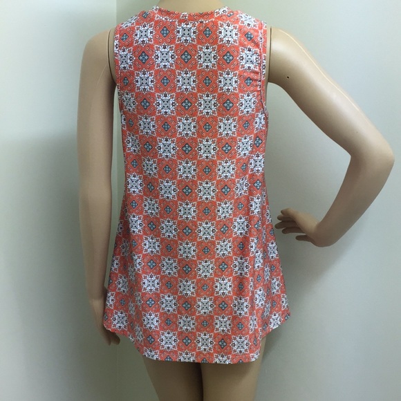 A. Byer Sleeveless Top - Picture 4 of 10